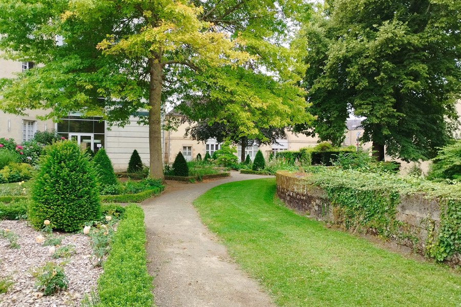 03_Alencon_900x600px